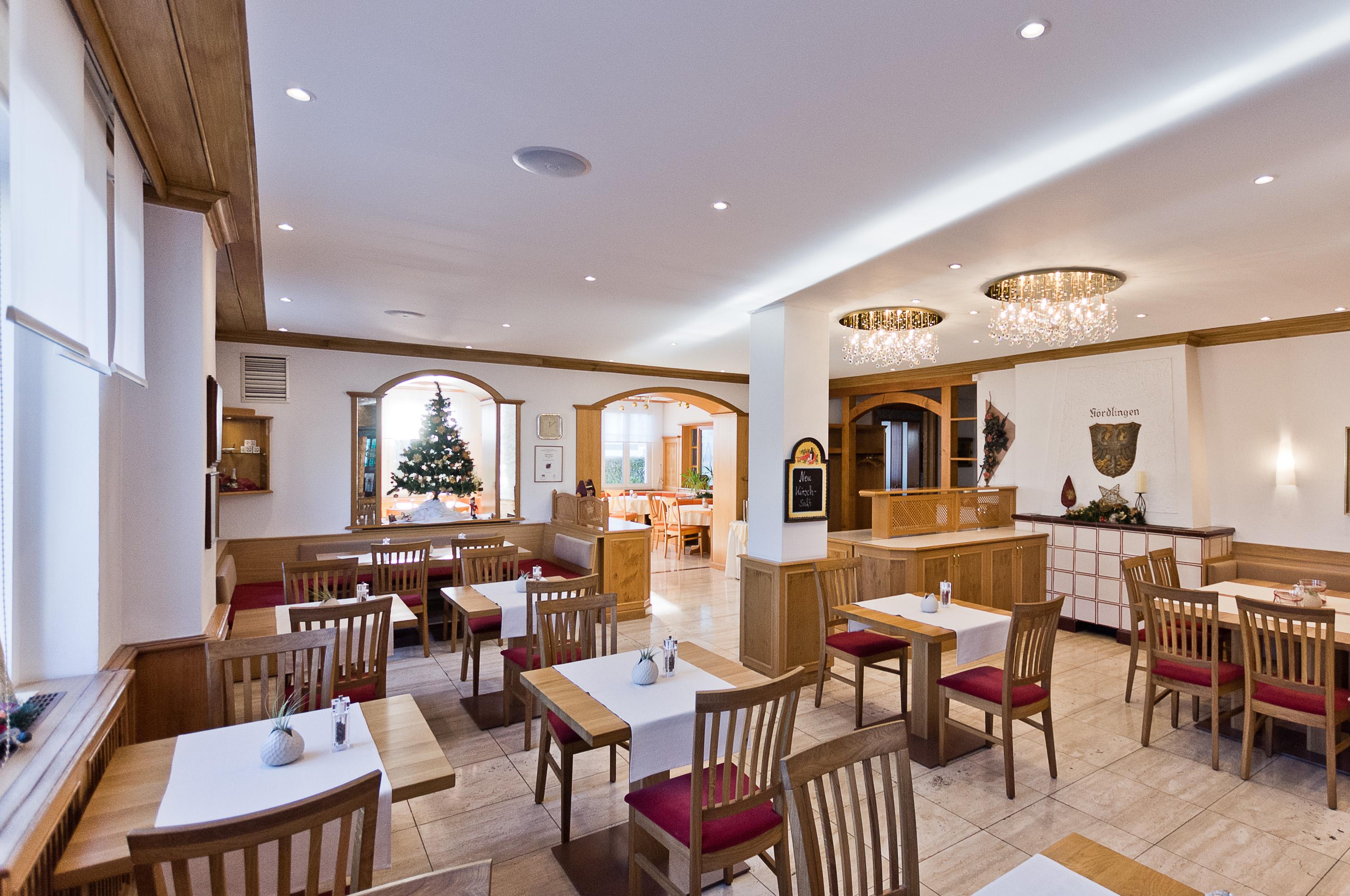 Arthotel Ana Flair Нёрдлинген Экстерьер фото