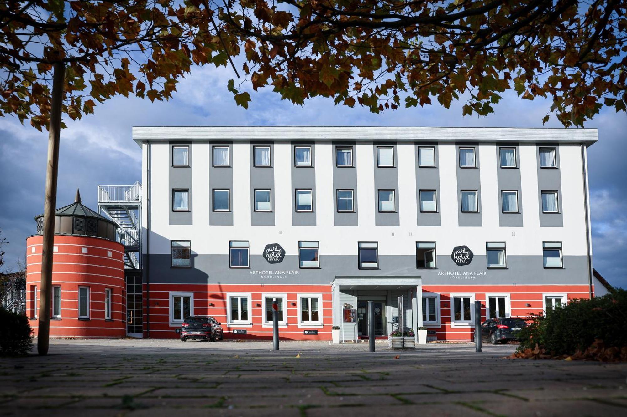 Arthotel Ana Flair Нёрдлинген Экстерьер фото